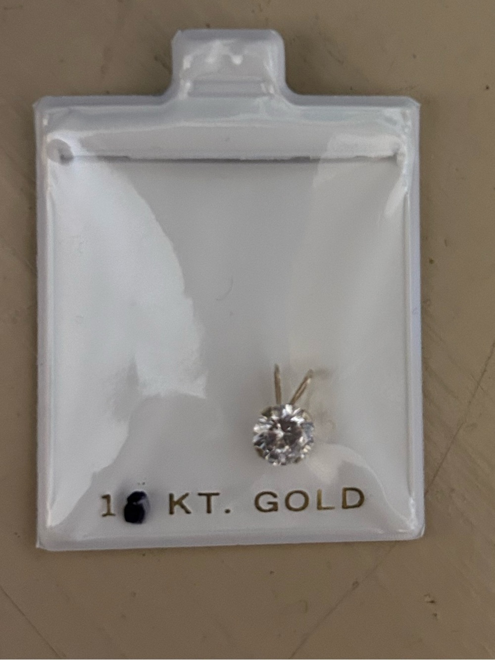 10K Gold Solitaire Pendant